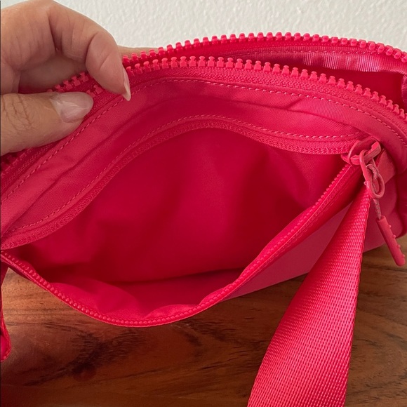 Lululemon Athletica Hot Pink Belt Bag - Picture 7 of 7